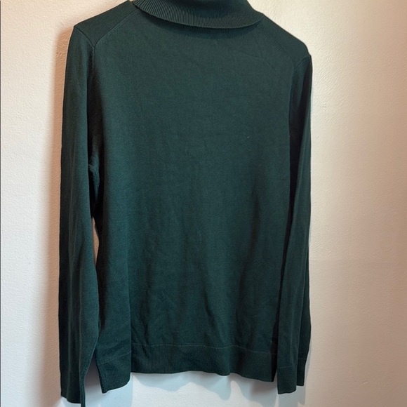 Amazon Essentials Large Emerald Green Turtleneck Sweater - Picture 7 of 10